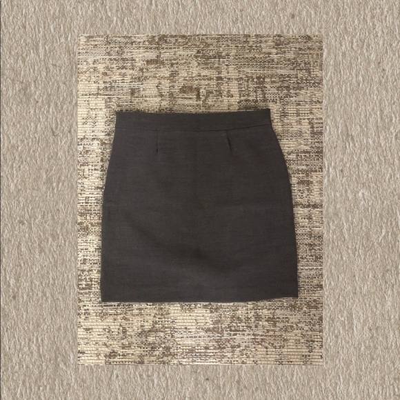 🤍 Dark Gray Mini Pencil Skirt 🤍 - Picture 2 of 2